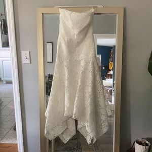 Monique lhuillier lace dress